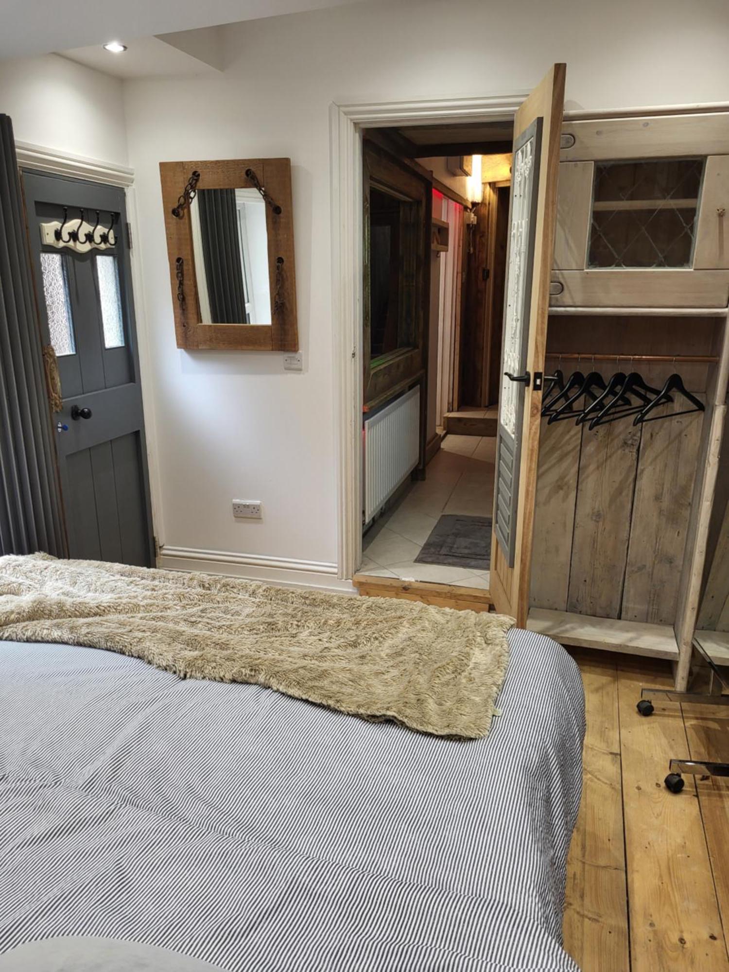 Seaside Hideaway St Leonards Apartment Хейстингс Екстериор снимка
