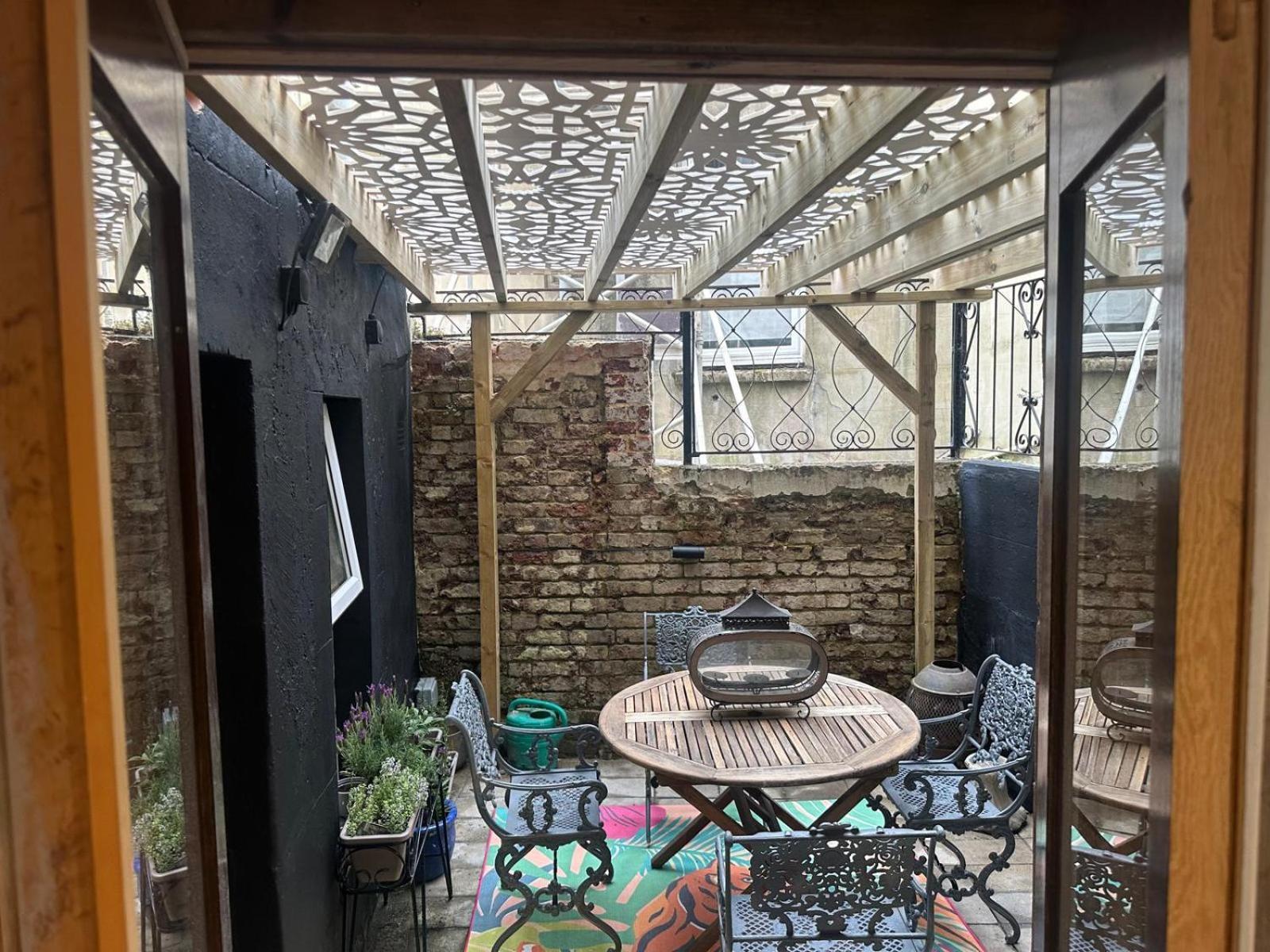 Seaside Hideaway St Leonards Apartment Хейстингс Екстериор снимка